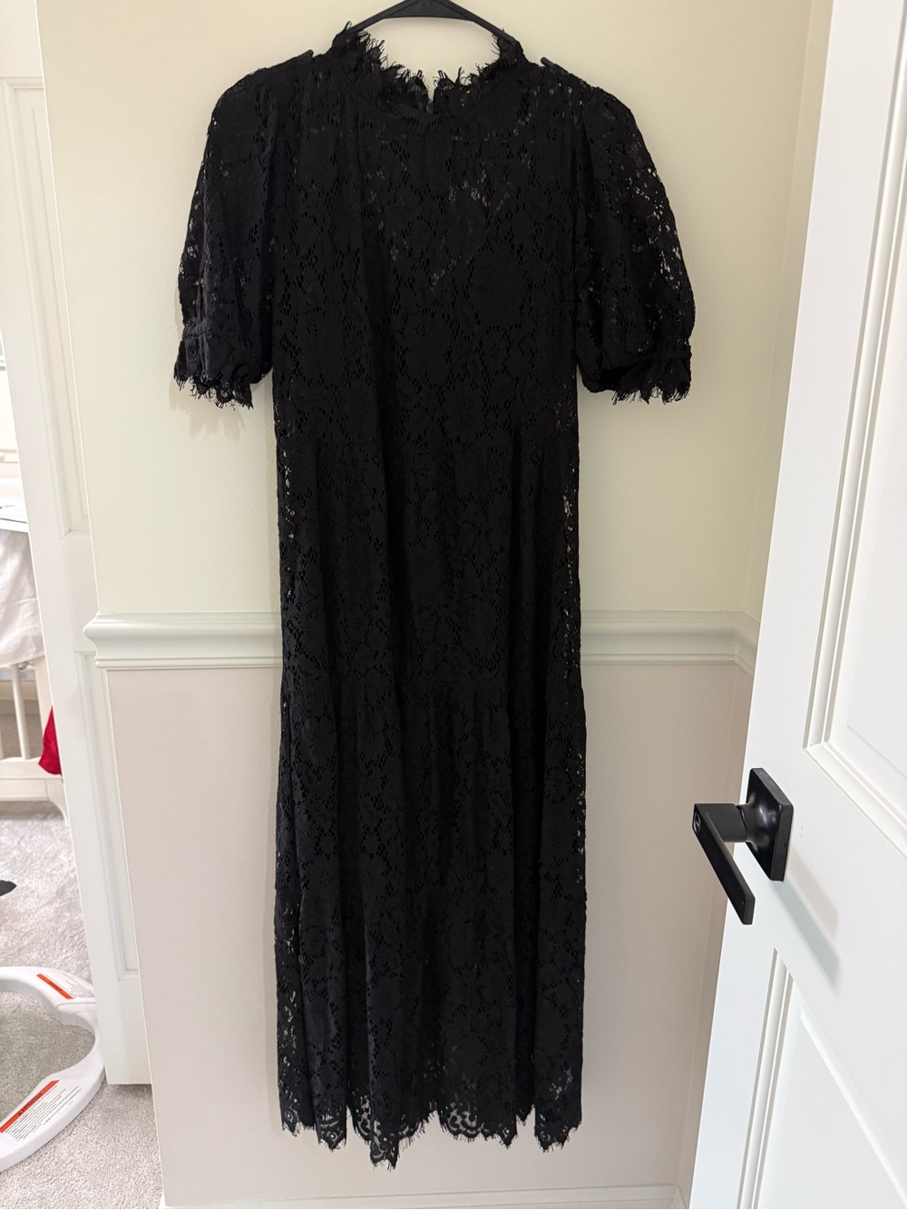 Socialite Black Lace Maxi Dress with Puff Sleeves